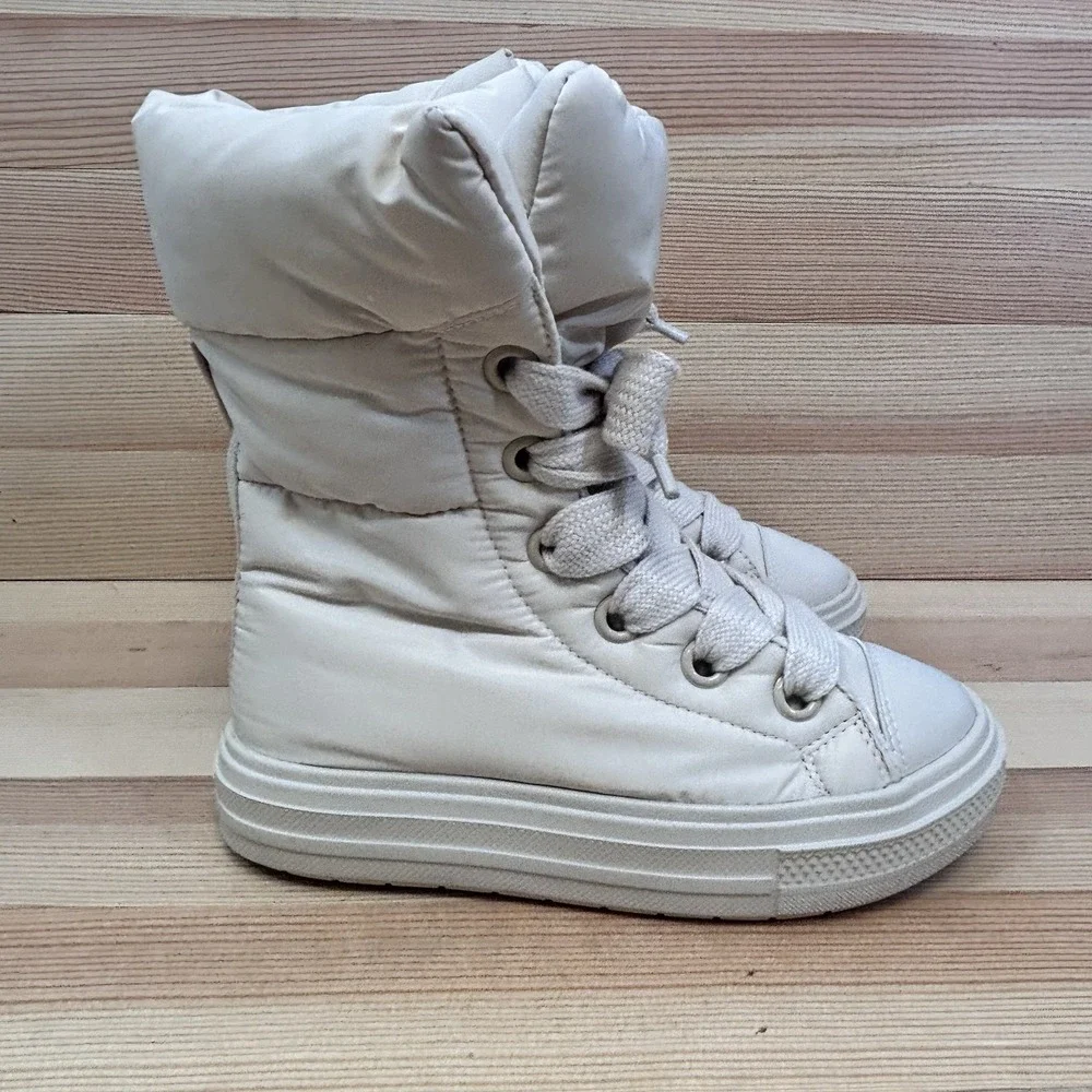 Converse brand new